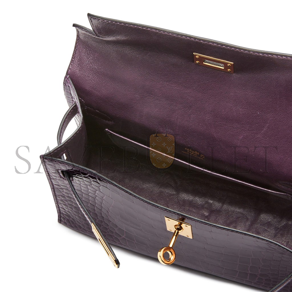 HERMÈS MASTER AMETHYST KELLY POCHETTE IN SHINY ALLIGATOR MISSISSIPPIENSIS WITH GOLD HARDWARE (22*14*7cm) 